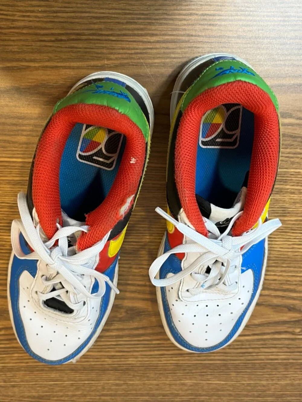 NIKE x UNO Kids Air Force 1 Sneakers DO6634-100 - Size 4Y - Picture 5 of 8